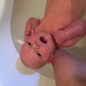 Baby: Första badet!